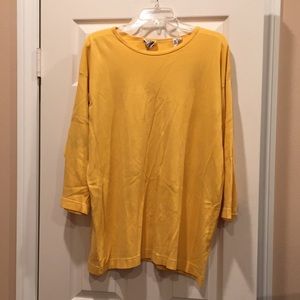 Extra Touch International top